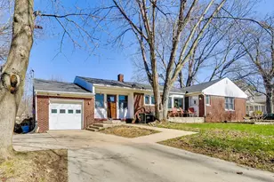 601 Madison St, Valparaiso, IN 46385 - Photo 2