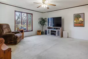 4092 Ethel St E, Demotte, IN 46310 - Photo 6