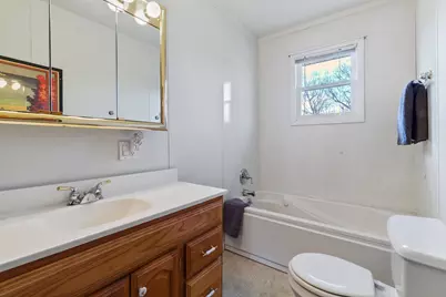 4092 Ethel Street E, Demotte, IN 46310 - Photo 6