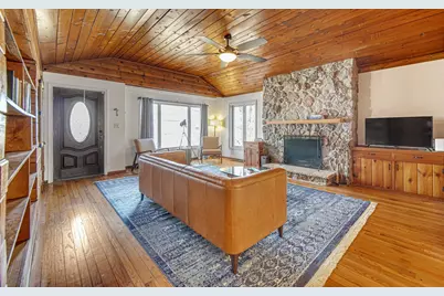 131 Shore Drive, Portage, IN 46368 - Photo 6