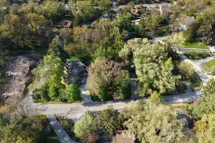 37 Beach Ln, Portage, IN 46368 - Photo 4