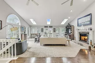 37 Beach Ln, Portage, IN 46368 - Photo 6