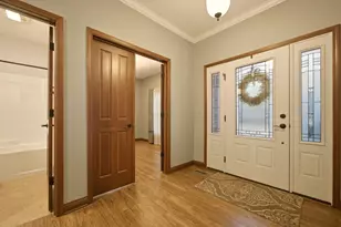 3703 Westbridge Dr, Valparaiso, IN 46383 - Photo 2