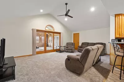 10095 W 157th Avenue, Lowell, IN 46356 - Photo 12