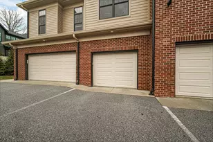 207 Academy St, Valparaiso, IN 46383 - Photo 24