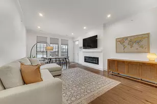 207 Academy St, Valparaiso, IN 46383 - Photo 4