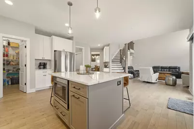 11200 Oak Ridge Court, Crown Point, IN 46307 - Photo 12