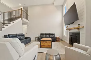 11200 Oak Ridge Ct, Crown Point, IN 46307 - Photo 14