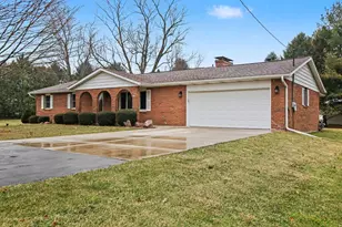 124 Smoke Rd, Valparaiso, IN 46385 - Photo 2