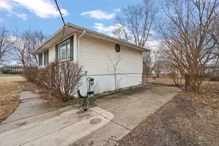 8014 Chase Pl, Merrillville, IN 46410 - Photo 26
