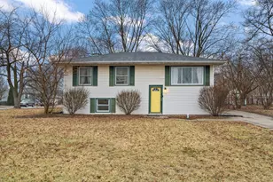 8014 Chase Pl, Merrillville, IN 46410 - Photo 1