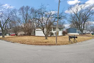 8014 Chase Pl, Merrillville, IN 46410 - Photo 28