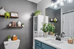 3049 Topaz Dr, Hobart, IN 46342 - Photo 16