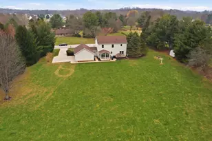 875 N High Meadow Ct, Valparaiso, IN 46383 - Photo 8