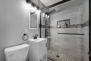 7944 Harrison Ave, Munster, IN 46321 - Photo 6