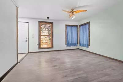 641 N 200 E, Valparaiso, IN 46383 - Photo 14