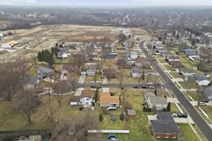 1110 W 72nd Cir, Merrillville, IN 46410 - Photo 30