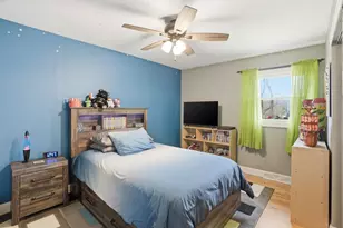 1110 W 72nd Cir, Merrillville, IN 46410 - Photo 18