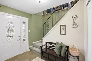 1110 W 72nd Cir, Merrillville, IN 46410 - Photo 6