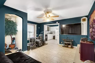 631 141st St, Hammond, IN 46327 - Photo 4