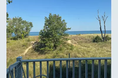 7605 Lake Shore Drive, Gary, IN 46403 - Photo 6