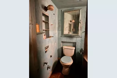 1686 W 10th Place, Gary, IN 46404 - Photo 10