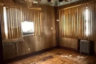 1686 W 10th Pl, Gary, IN 46404 - Photo 4