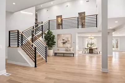 10043 Twin Creek Boulevard, Munster, IN 46321 - Photo 4