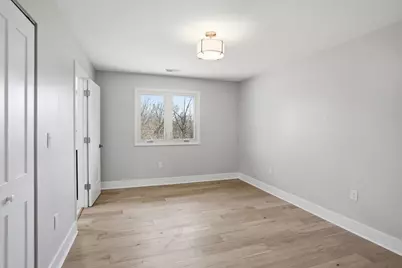 10043 Twin Creek Boulevard, Munster, IN 46321 - Photo 32