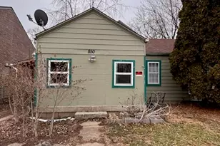 850 S Holmes Ave, Indianapolis, IN 46221 - Photo 2