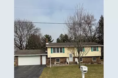 539 Wayne Street, Hobart, IN 46342 - Photo 1