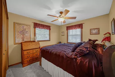 539 Wayne Street, Hobart, IN 46342 - Photo 8