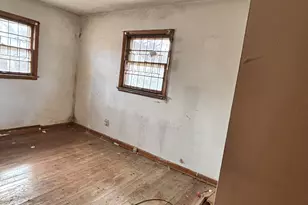 344 Gerry St, Gary, IN 46406 - Photo 8