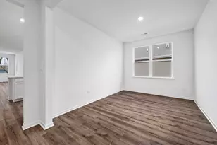 7676 W 106th Pl, Crown Point, IN 46307 - Photo 2