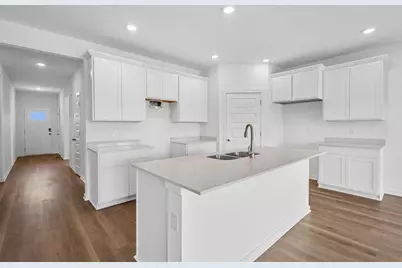 7602 W 106th Place, Crown Point, IN 46307 - Photo 4