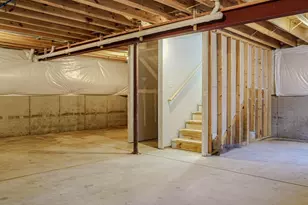 8241 Dylan Dr, Merrillville, IN 46410 - Photo 20