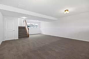 3022 W 84th Pl, Merrillville, IN 46410 - Photo 16