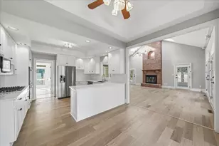 4202 Brentwood Dr, Valparaiso, IN 46383 - Photo 14