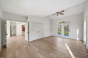 4202 Brentwood Dr, Valparaiso, IN 46383 - Photo 20