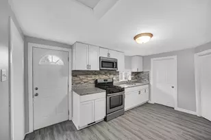 1517 E 174th St, Hammond, IN 46324 - Photo 10