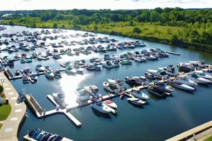 6111 S Dune Harbor Dr, Portage, IN 46368 - Photo 26