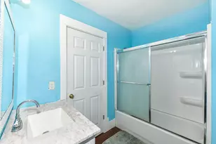 247 Hendricks Pl, Indianapolis, IN 46201 - Photo 16