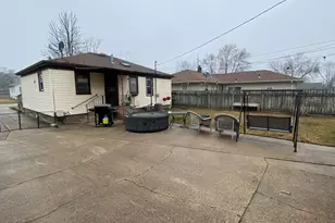 141 N Dwiggins St, Griffith, IN 46319 - Photo 50