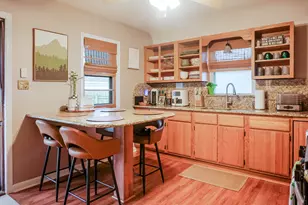 141 N Dwiggins St, Griffith, IN 46319 - Photo 6