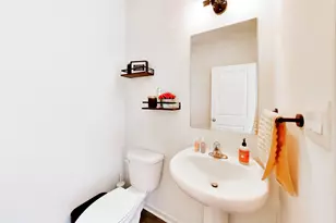 10351 Privet Dr, Crown Point, IN 46307 - Photo 8