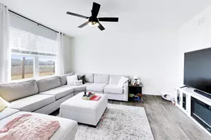 10351 Privet Dr, Crown Point, IN 46307 - Photo 14