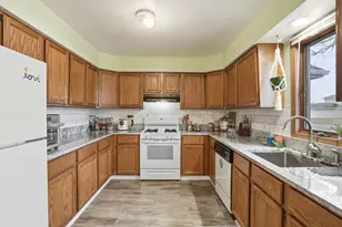 2308 Barbara Jean Dr, Schererville, IN 46375 - Photo 10