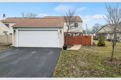 2016 Laura Lane, Chesterton, IN 46304 - Photo 1