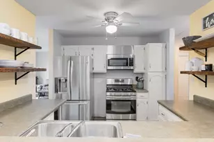 2016 Laura Ln, Chesterton, IN 46304 - Photo 10