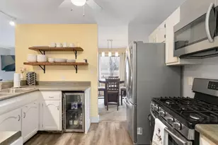 2016 Laura Ln, Chesterton, IN 46304 - Photo 8